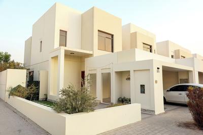 Luxury 4B and maid's with private garden