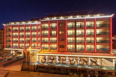 Aurasia Deluxe Hotel - Image 29