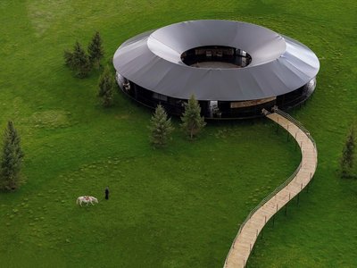 Hongyuan Weilu Nomadic Luxury Camp