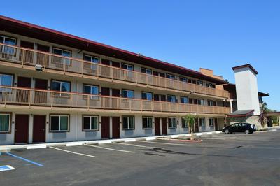 Sacramento Inn & Suites