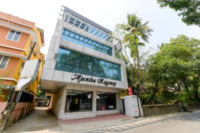 Capital O 23079 Ajantha Regency