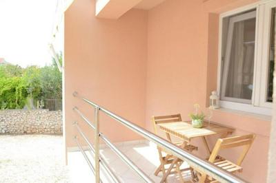 Rina-next to the Beach With Free Parking - A4 - sa Balkonom