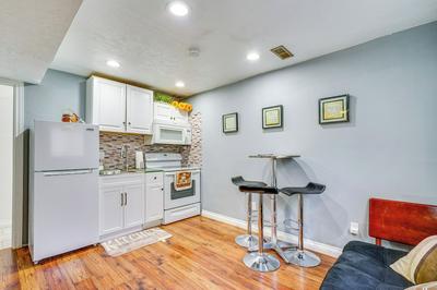 12 Mi to Temple Square: Cozy + Convenient Apt!