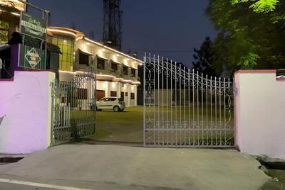 Goroomgo Ashoka Dehradun
