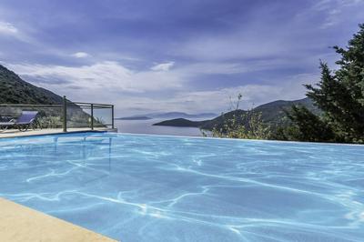 Villa Inna With 3 Bedrooms and 4 Bathrooms