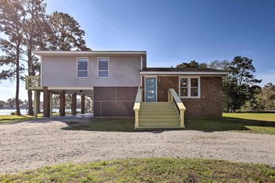 Riverfront New Bern House: Gourmet Kitchen & View!