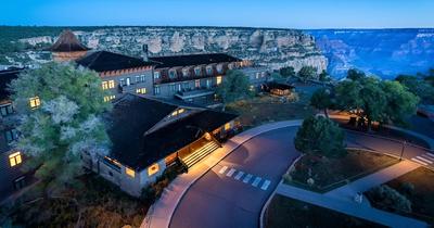 El Tovar - Inside the Park