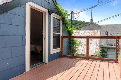 NEW Luxe Pet Friendly Free Parking Downtown