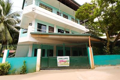 RedDoorz @ Dinagpan Street Coron