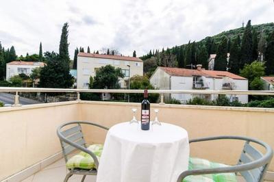 Apartments Nikola - One Bedroom Apartment With two Balconies and Sea View