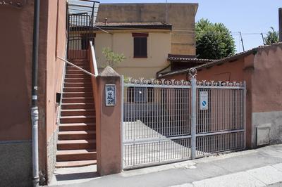 Nice Apartment in an English Style Building On the First Floor, With air Conditioning, Wifi and Sewing