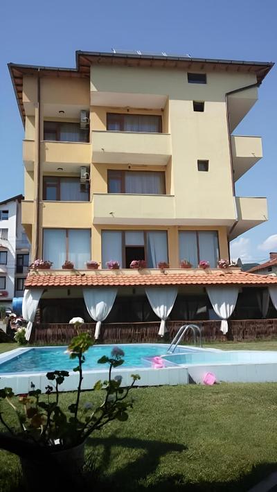 Sharkov Family Hotel