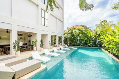 Sunny Muse by Betterplace