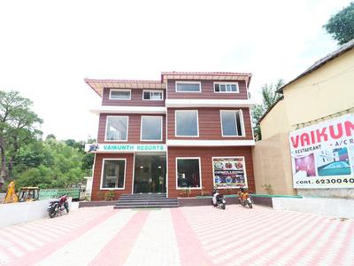 OYO 44370 Vaikunth Resort