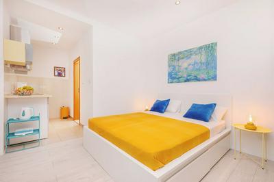 Bis Studio Apartment 4