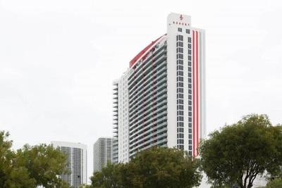 Great Bay View 2 Bed 2 Bath Residence @ Beachwalk