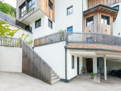 Beautiful Flat in Hart With Fitness Room