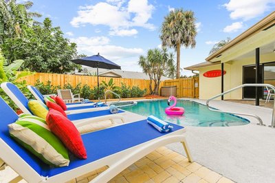 Luxury Sleeps 12 Kings Pool 2 Hot Tubs