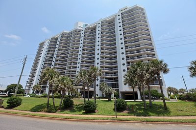 Surfside Beach Resort by Counts - Oakes Resort Properties