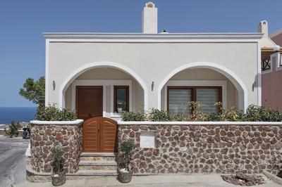 2 Bed House - Sleeps 5 - Pets - Parking - Wifi
