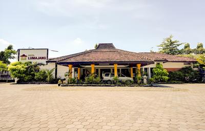 OYO 90250 Hotel Lumajang New
