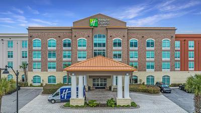 Holiday Inn Express & Suites Charleston Arpt-Conv Ctr Area