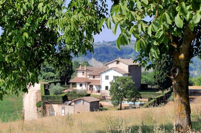 Trianon Country