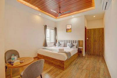 Hotel Tree Suites Next Airport Inn