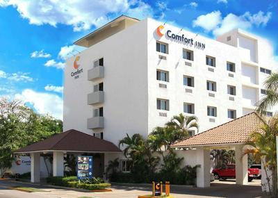 Comfort Inn Puerto Vallarta Golfside & Marina