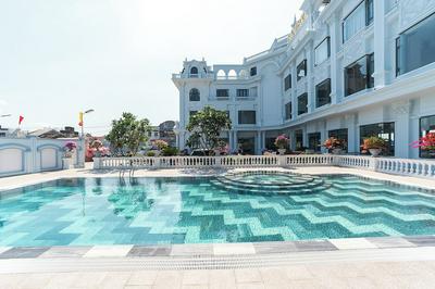 Bamboo Riverside Boutique Hotel