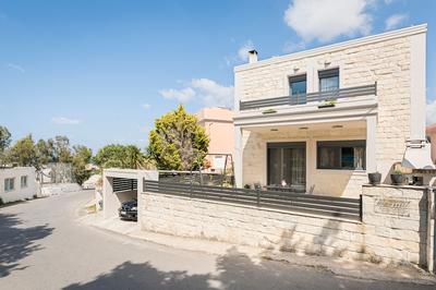 Villa Antoni