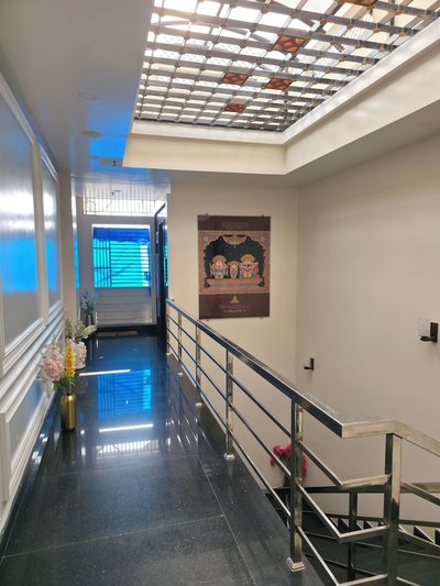 Shree Dham Palace
