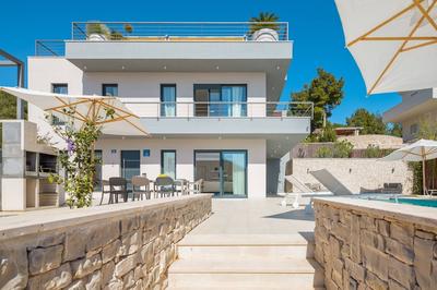 Luxury Villa Romeo with Heated Pool
