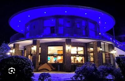 Hotel &Restaurant Time-Out