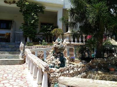 Spaceful Apartment With Veranda 'n Garden