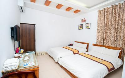 Khach san Phuong Dong