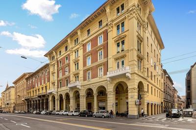 Irnerio Apartments - Yellow Cat by Wonderful Italy