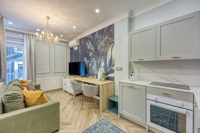 Boutique Downtown Studio with Balcony  1