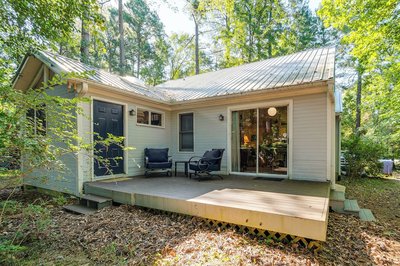 Carrboro Quaint! 2 Mi to Heart of Chapel Hill!