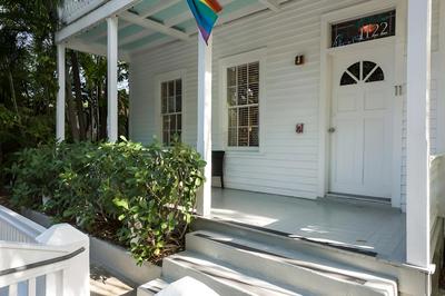 Alexanders Guesthouse - Adult Exclusive, LGBTQ Friendly