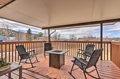 Parowan Escape With 2 Game Rooms, Deck & Yard!