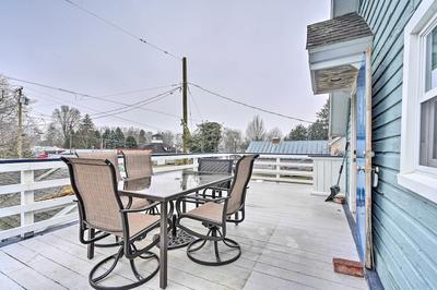 Pet-friendly Loft Vacation Rental w/ Fire Pit!
