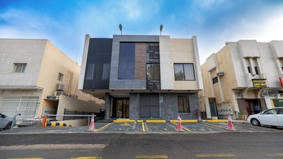 Luxury two bedroom Apartment Al Rawdha