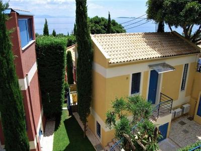 Bohemia Beach House Villa Near North-east Coast