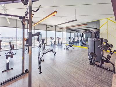 Modern and Cozy Condo With Unobstructed City Views