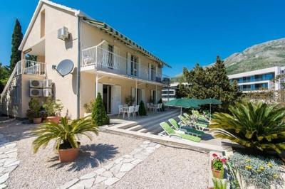 Apartments & Rooms Jokovic-double Room With Terrace and Partial Sea View