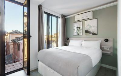 Limehome Granada Calle Lopez Rubio