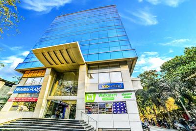 Fabhotel Ascot International II