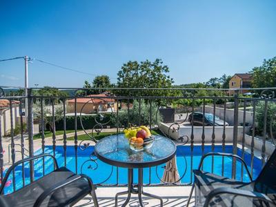 Stunning Villa in Kringa With Swimming Pool