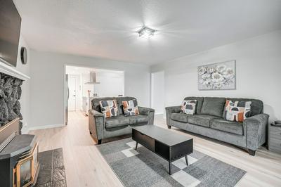 4 Mi to San Joaquin River: Remodeled Home w/ Patio